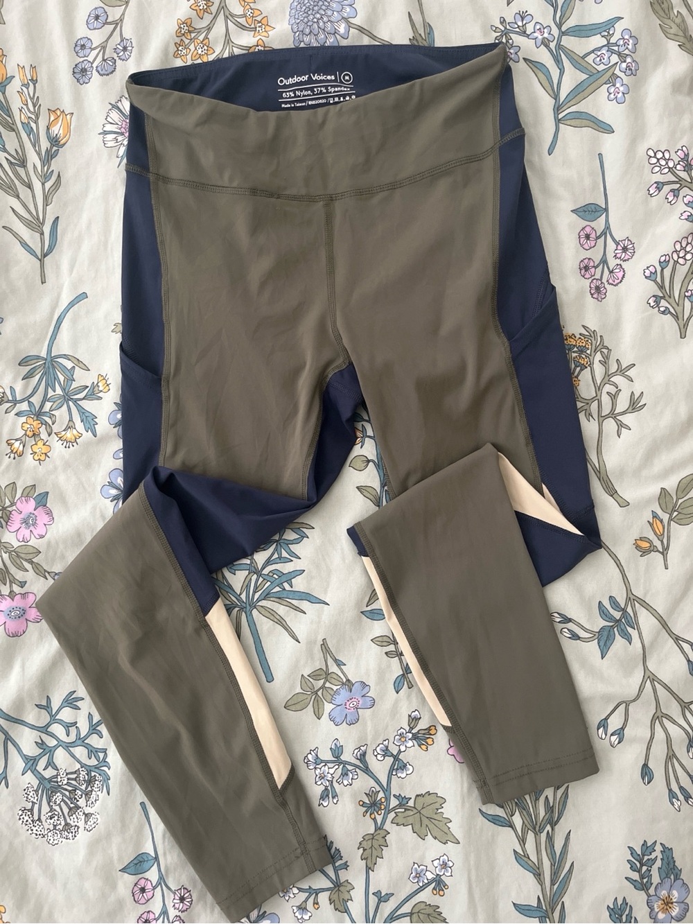 Outdoor Voices Navy and Olive High-Waist Leggings
